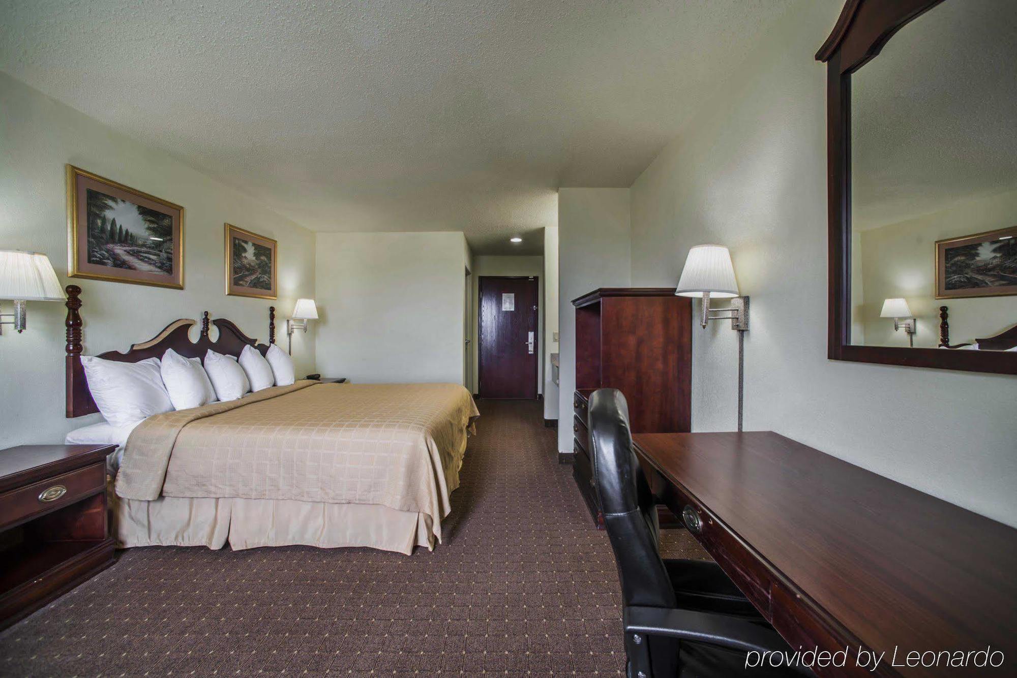 Hotel Super 8 By Wyndham Harrisburg Exterior foto